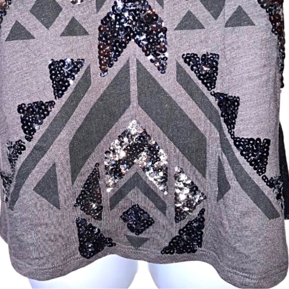 EXPRESS Iridescent Sequin Tank Sheer Lace Back EUC - Picture 3 of 6